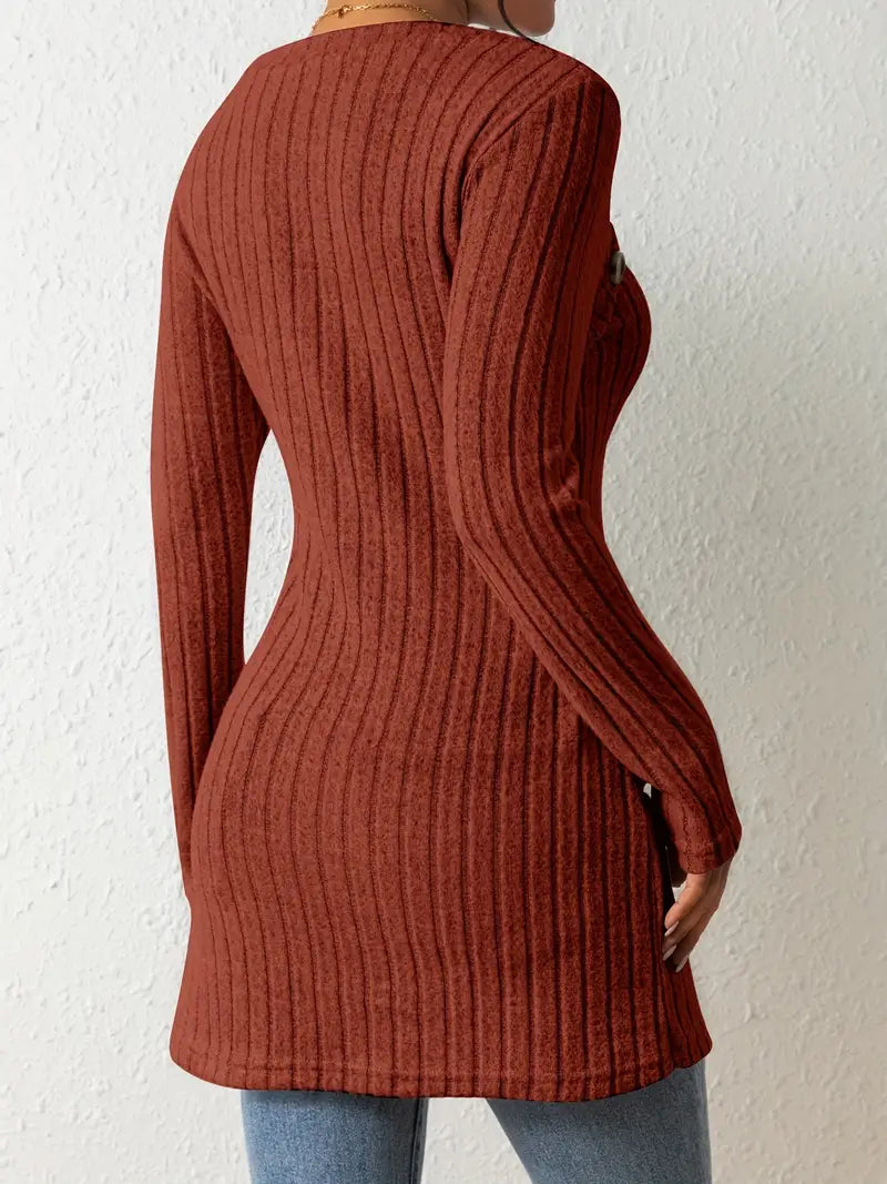 Julia™ | Asymmetrisk Ribbad Blus – Elegans och Komfort i Ett