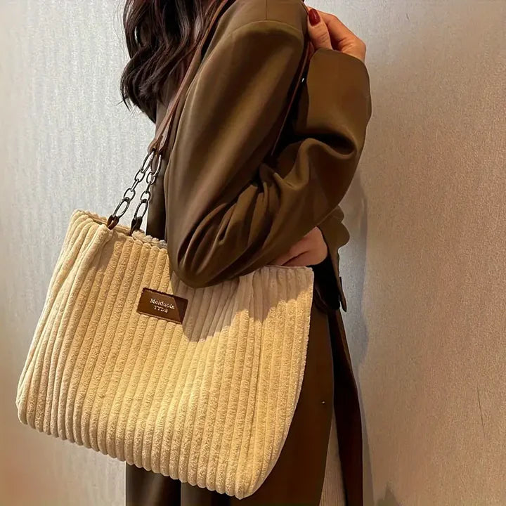 Chloe™ | En Elegant Väska