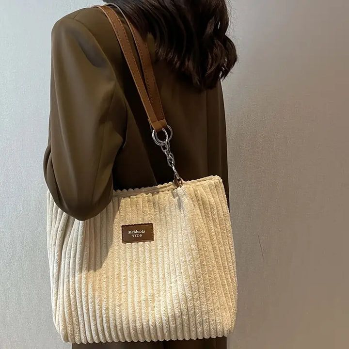 Chloe™ | En Elegant Väska
