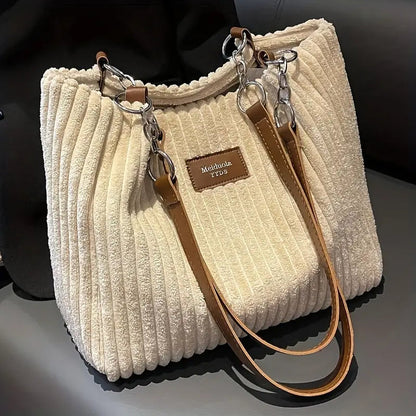 Chloe™ | En Elegant Väska