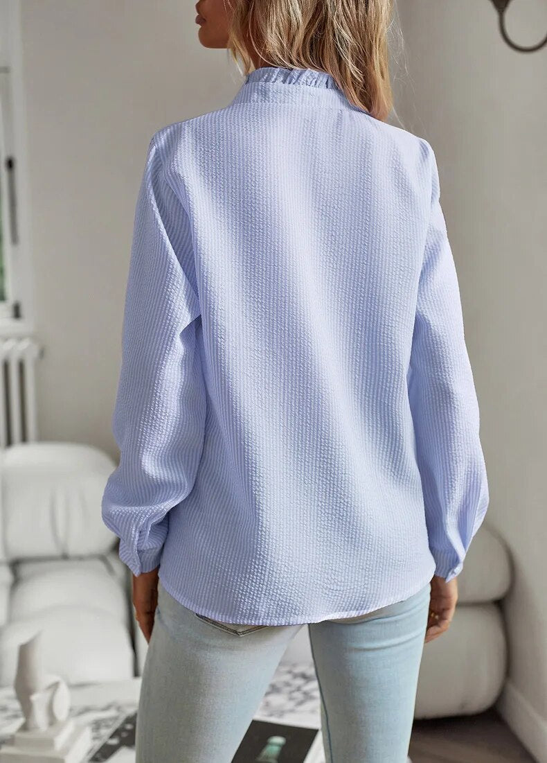 Jade™ | Elegant Blus med Tidlös Charm