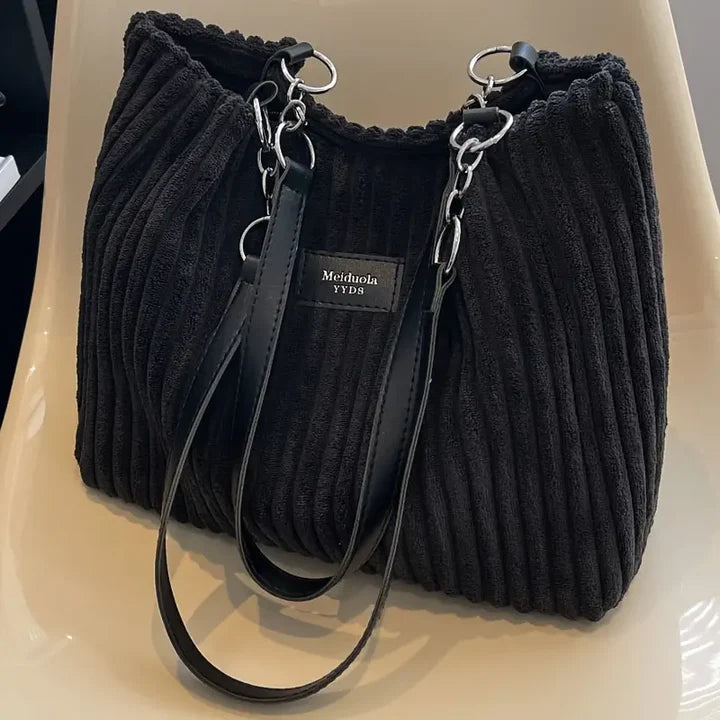 Chloe™ | En Elegant Väska